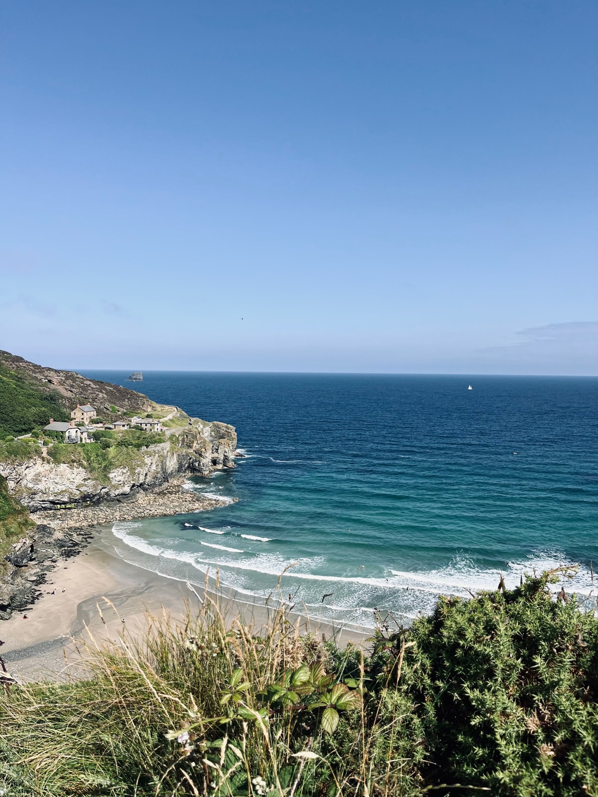 Day 1: Arrival in Cornwall & welcome dinner